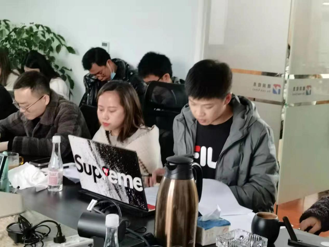 “不忘初心、逐夢(mèng)前行”四川德潤(rùn)信息工程有限公司2021年年終總結(jié)會(huì)暨2022年新春年會(huì)圓滿召開