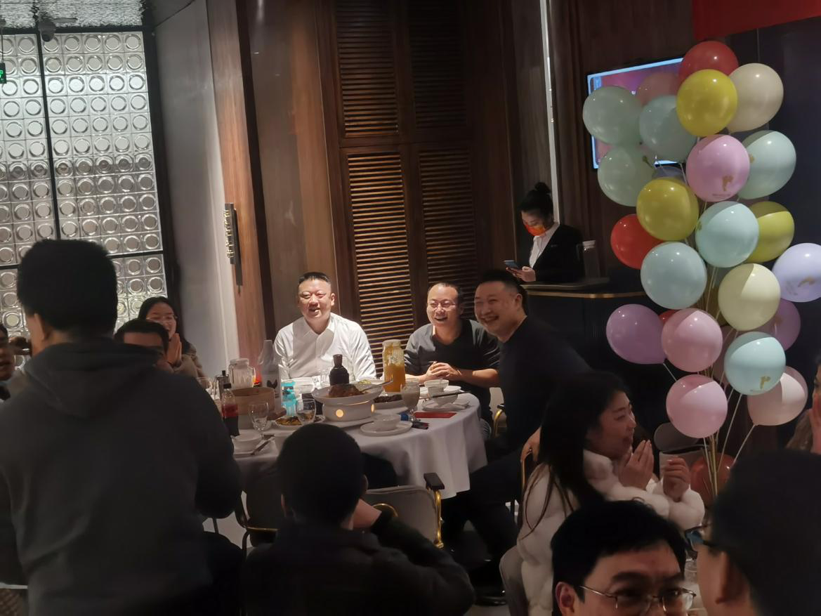 “不忘初心、逐夢(mèng)前行”四川德潤(rùn)信息工程有限公司2021年年終總結(jié)會(huì)暨2022年新春年會(huì)圓滿召開